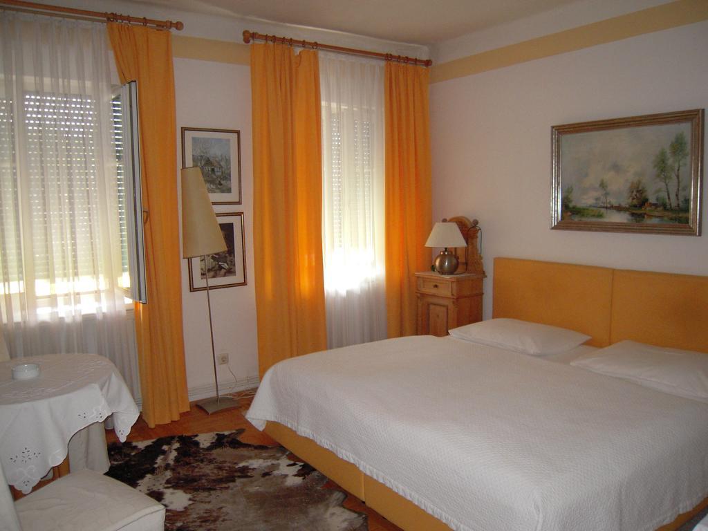 Hotel Gasthof Gerlinde Gibiser Heiligenkreuz im Lafnitztal Zimmer foto